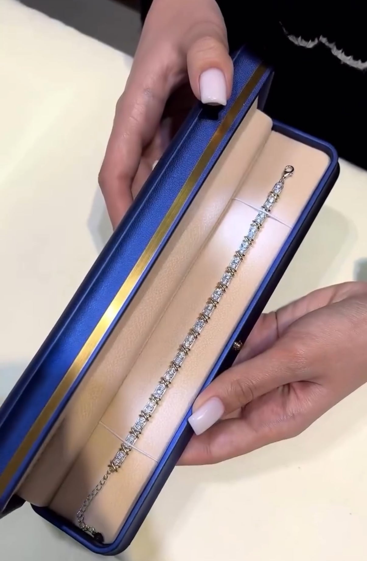 Cozzy Bracelet (chandi) X5