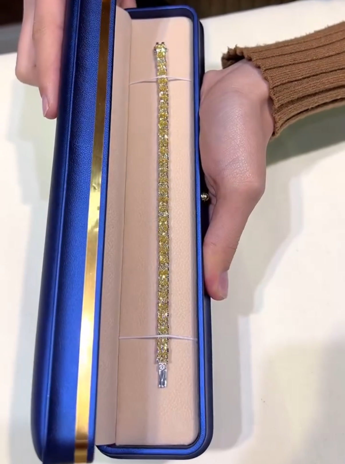 Cozzy Bracelet (chandi) X4